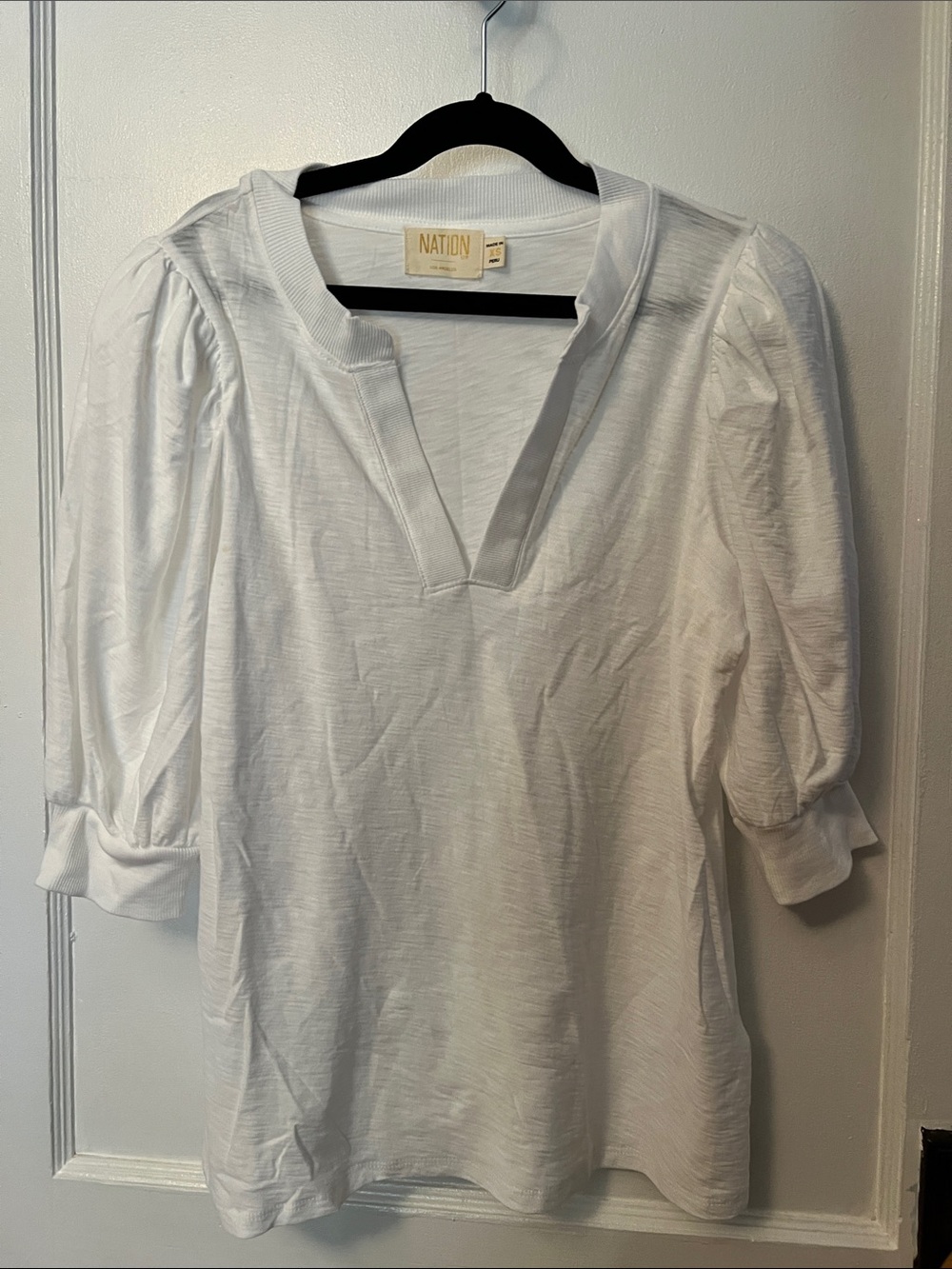 White V-Neck Puff Sleeve Tunic